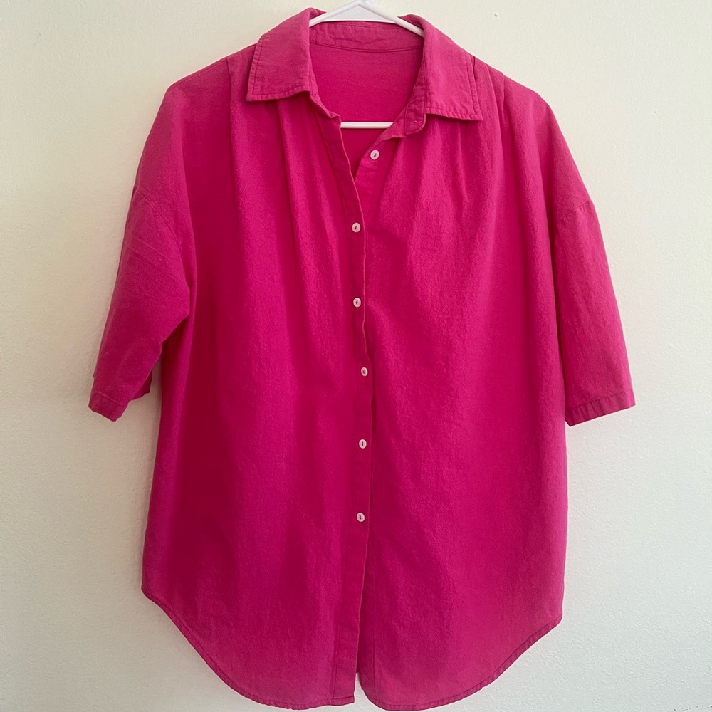 Pink button down shorts set in small